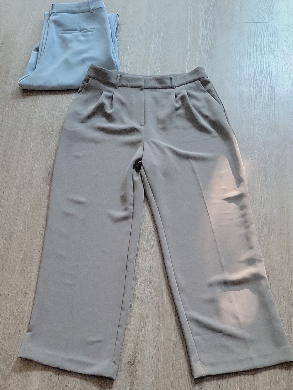 LOFT Wide-Leg Dress Pants in Light Gray